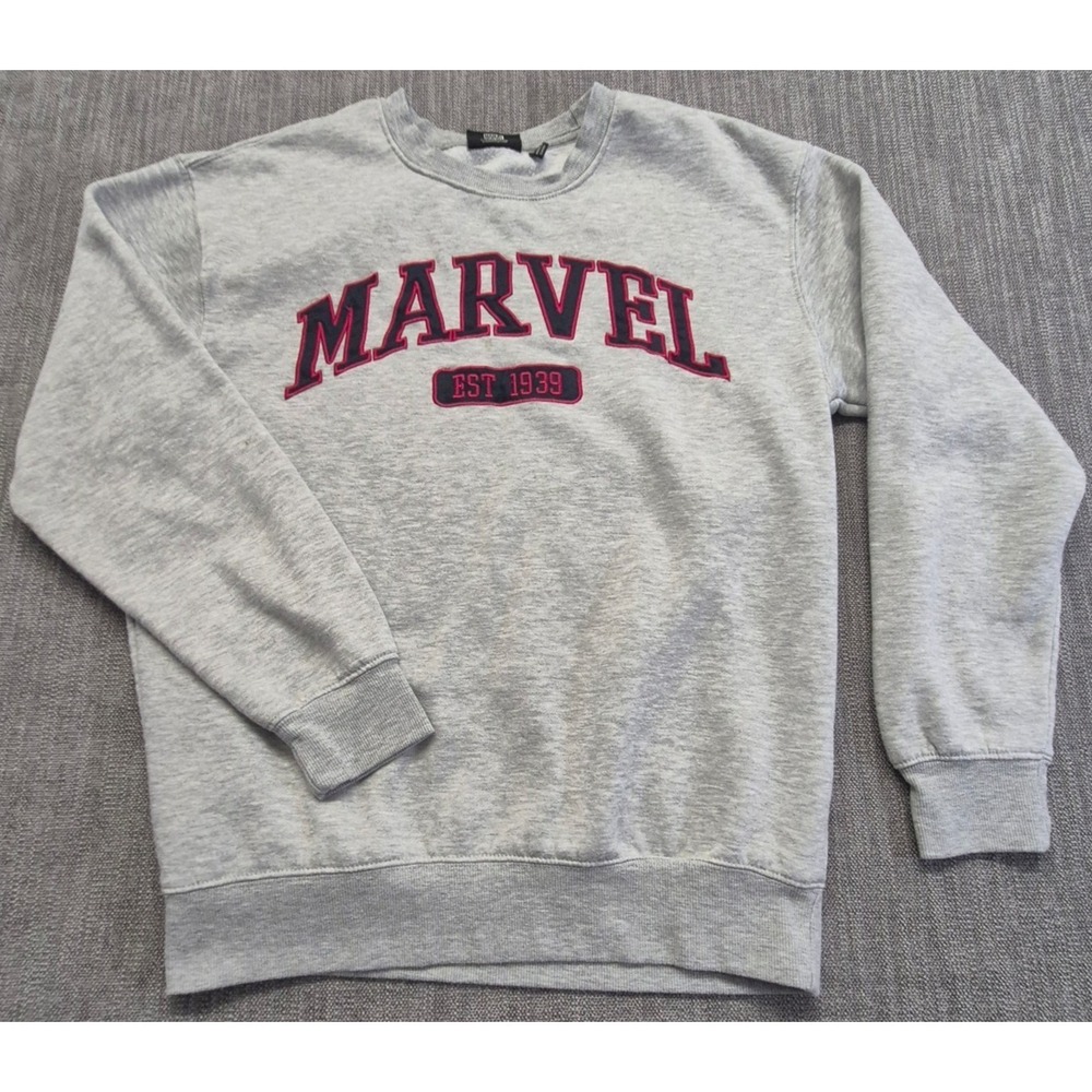 Marvel Est 1939 Gray Crewneck Sweatshirt Men SM Embroidered Logo C-Life